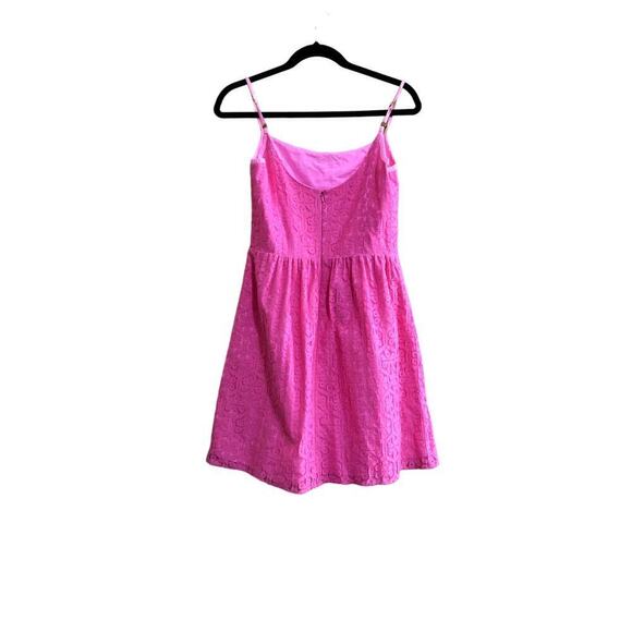 Lilly Pulitzer "Antonia Dress in Fiesta Pink Daisy" size 4 lace with front bow - Picture 5 of 8